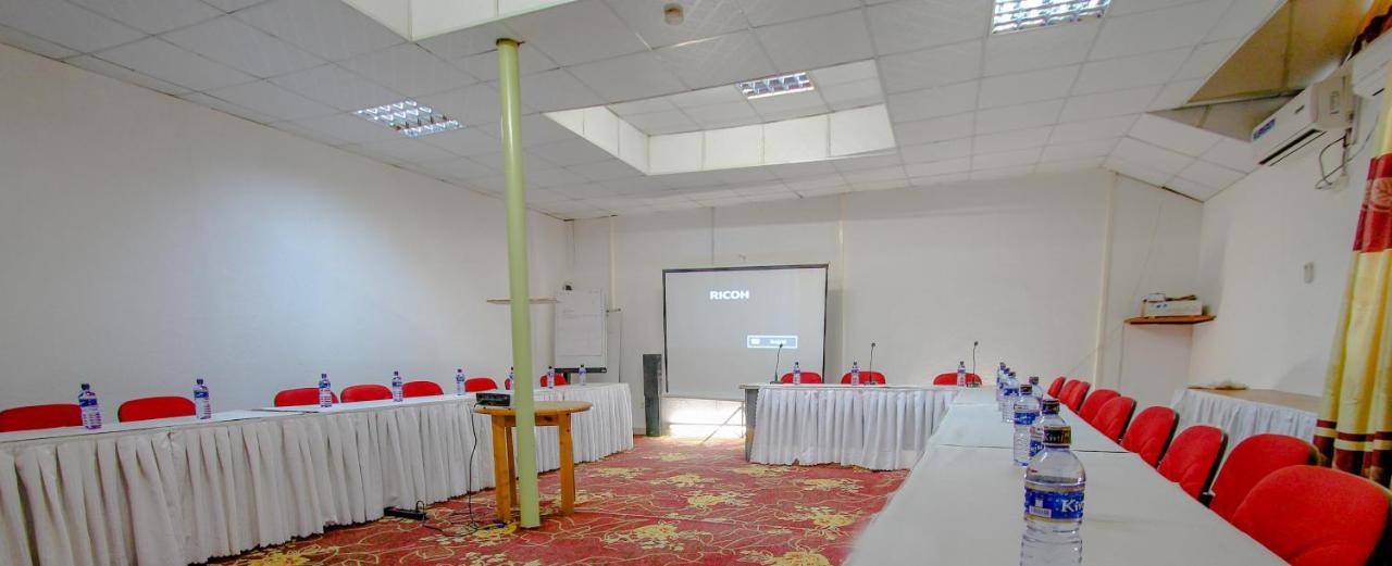 Dolce Vita Resort Hotel Bujumbura Exteriör bild