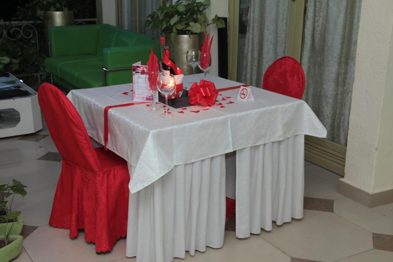 Dolce Vita Resort Hotel Bujumbura Exteriör bild