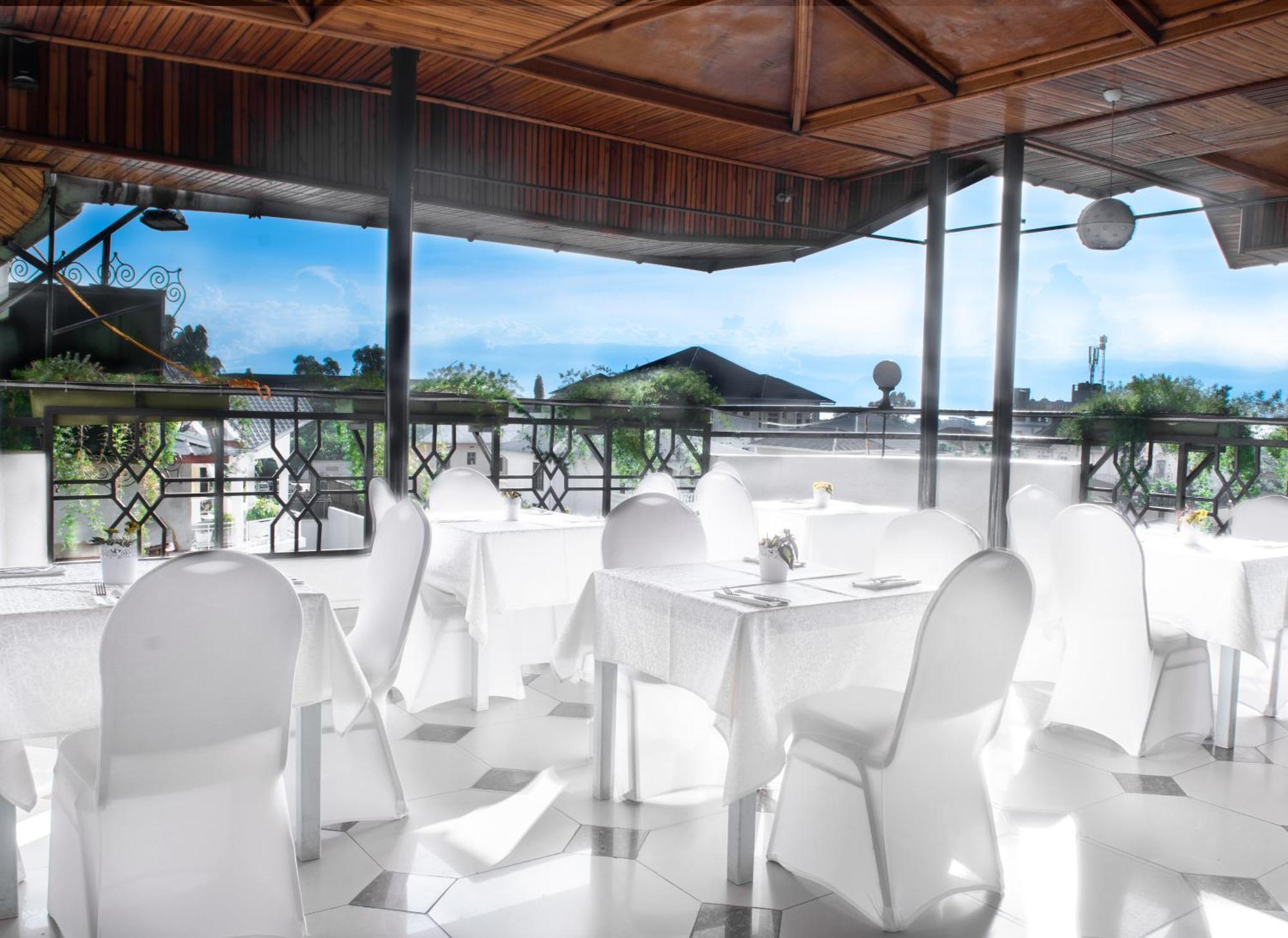 Dolce Vita Resort Hotel Bujumbura Exteriör bild