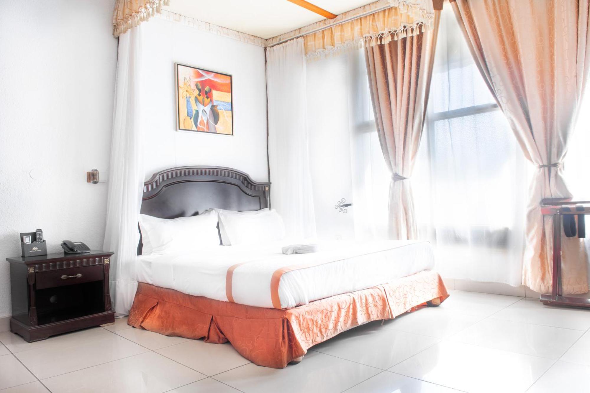 Dolce Vita Resort Hotel Bujumbura Exteriör bild