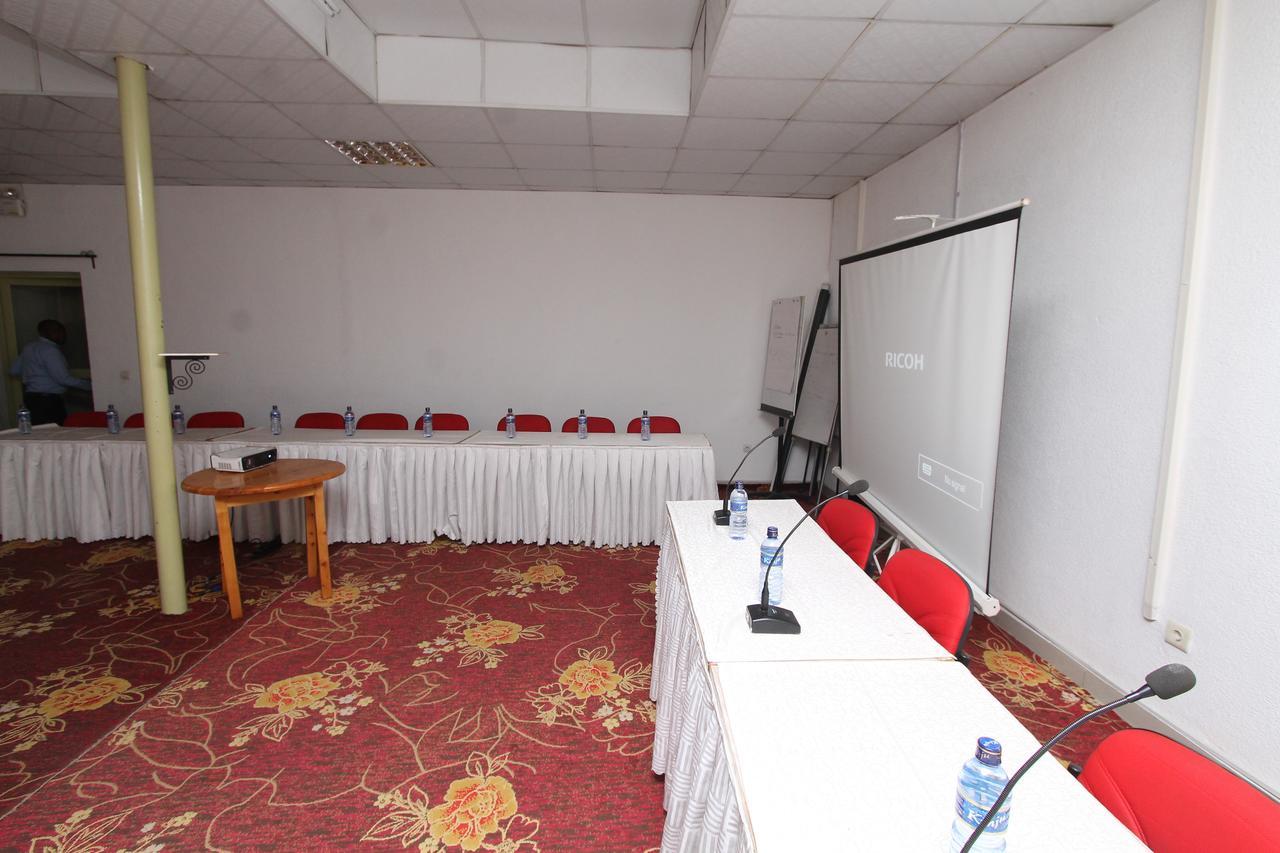 Dolce Vita Resort Hotel Bujumbura Exteriör bild