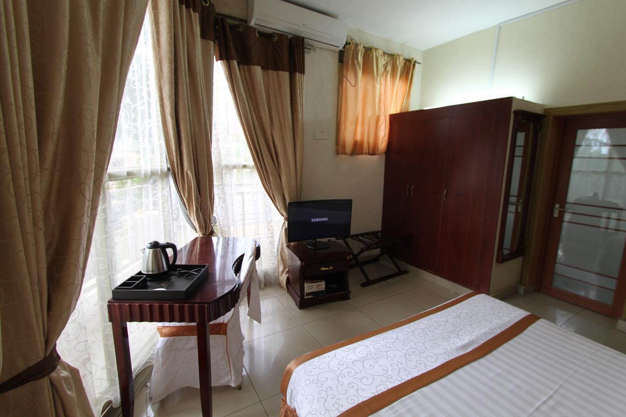 Dolce Vita Resort Hotel Bujumbura Exteriör bild