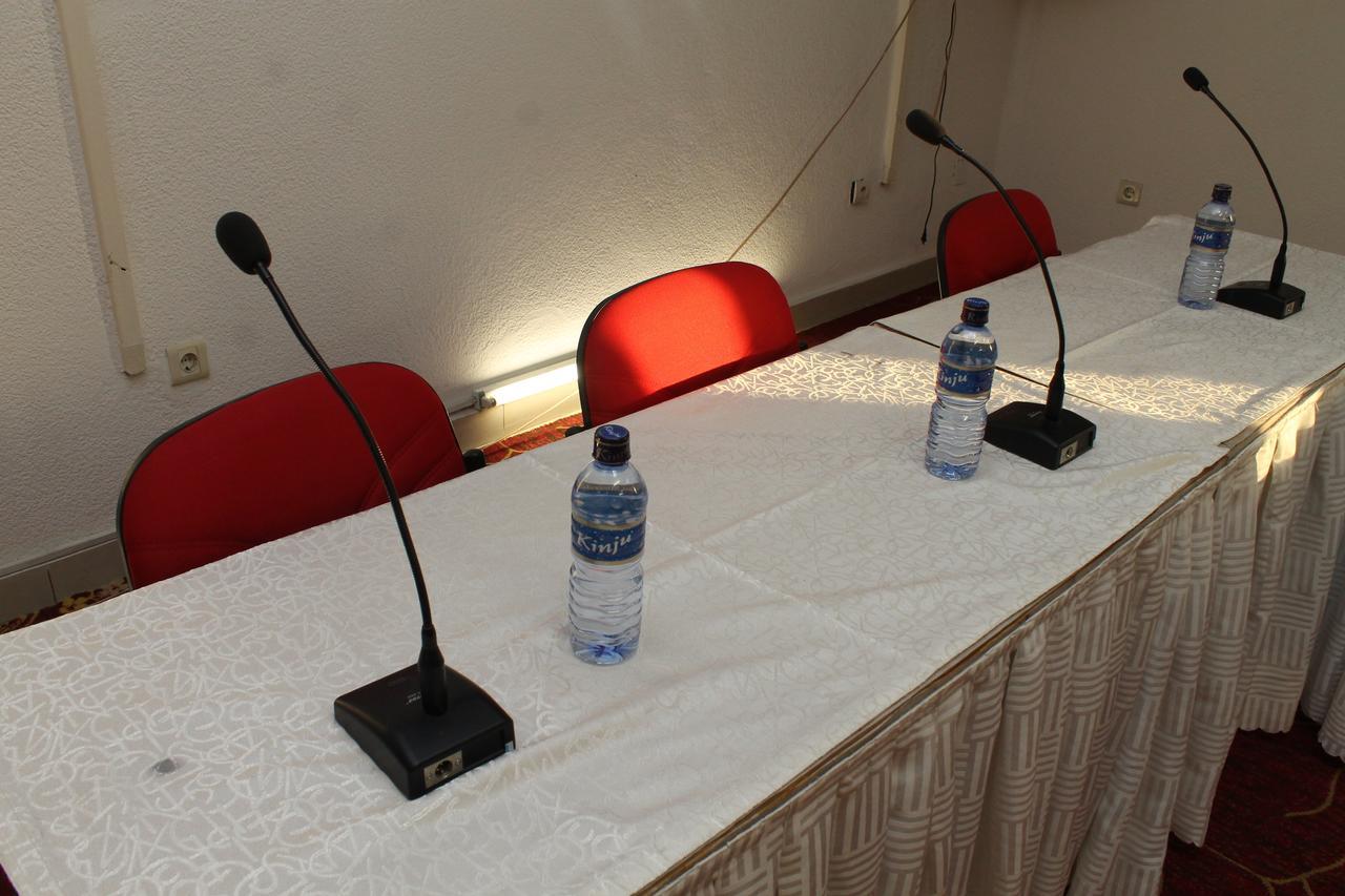Dolce Vita Resort Hotel Bujumbura Exteriör bild